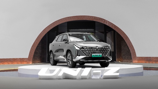 全系标配L2级智驾系统 长安UNI-Z上市11.79万元起_fororder_image008